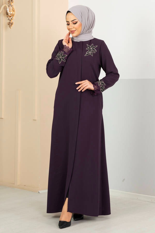 Floral Detailed Guipure Hijab Abaya