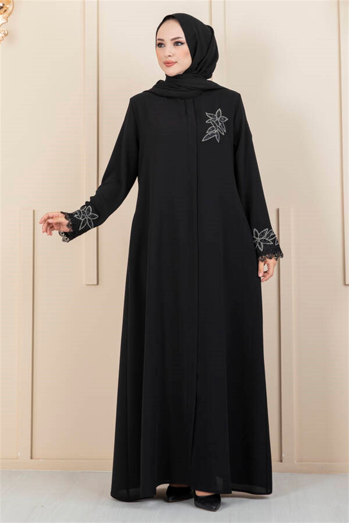 Floral Detailed Guipure Hijab Abaya