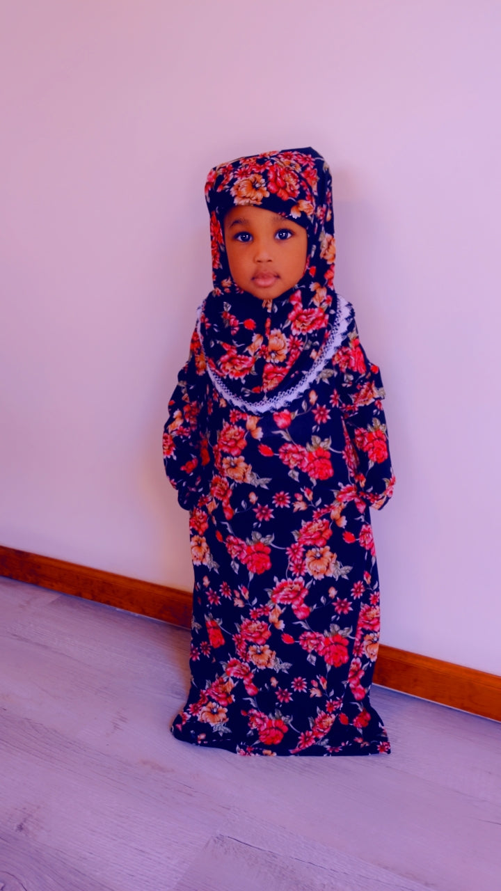 LITTLE GIRLS PRAYER DRESS