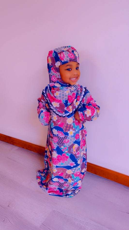 LITTLE GIRLS PRAYER DRESS